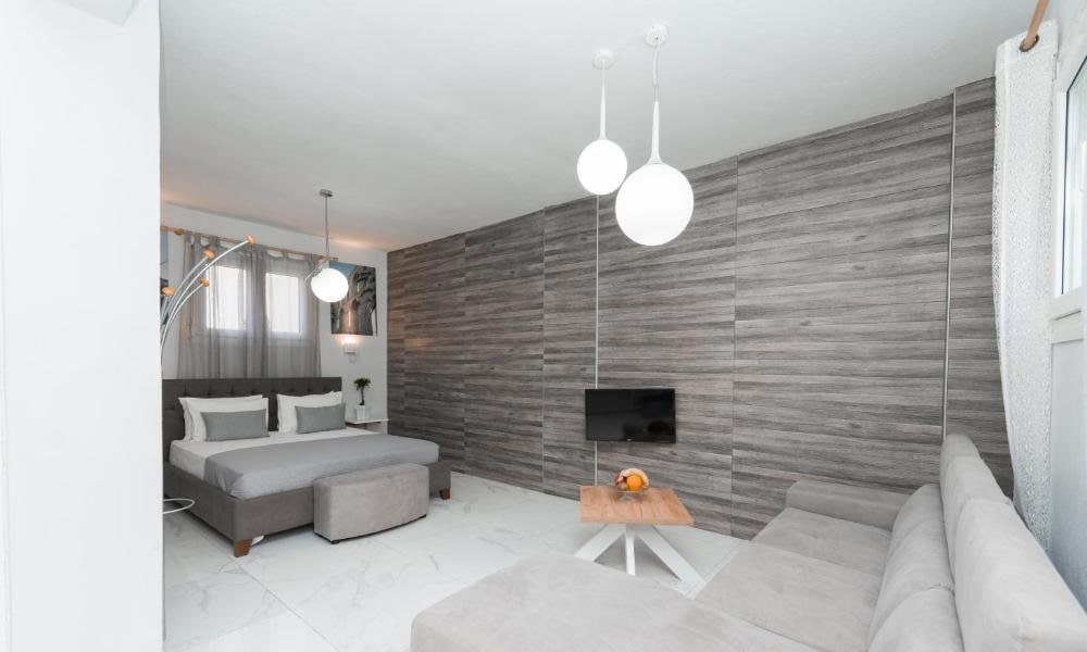 Deluxe Apartment Ground Floor